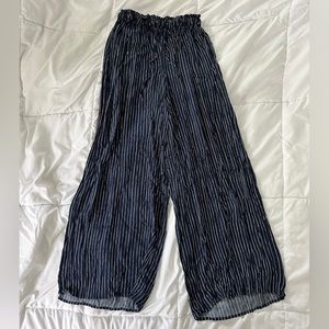 American Eagle Wide Leg Pants with Elastic Drawstring Waist Size Small